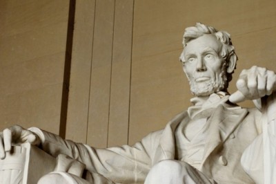 រឿងរ៉ាវអាថ៌កំបាំងជីវិតទាំង៥ របស់ Abraham Lincoln ដែលអ្នកទាំងអស់គ្នាមិនធ្លាប់ដឹង