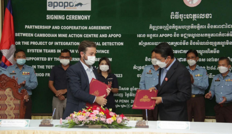 CMAC និង APOPO ចុះកិច្ចព្រៀមព្រៀងលើផែនការសម្អាតផ្ទៃដីចម្ការមីន ប្រមាណ៤លានម៉ែត្រការ៉េ​ ក្នុងខេត្តព្រះវិហារ​