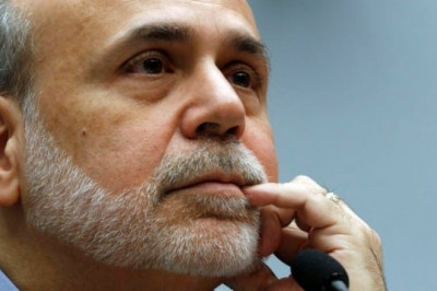 រង្វាន់ណូបែលសេដ្ឋកិច្ចឆ្នាំ 2022 បានទៅលើលោក Ben S Bernanke, Douglas W Diamond និង Philip H Dybvig សម្រាប់ការស្រាវជ្រាវលើផ្នែក ធនាគារនិងវិបត្តិហិរញ្ញវត្ថុ